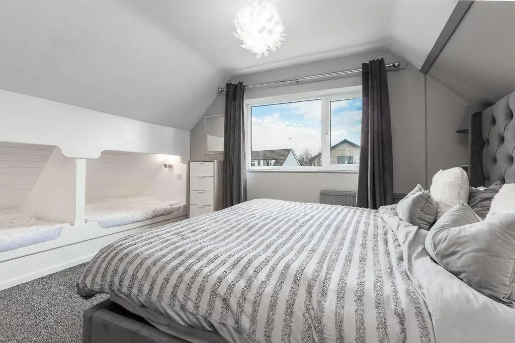 City Home With Parking And Garden- Pet Friendly Chester Holiday home