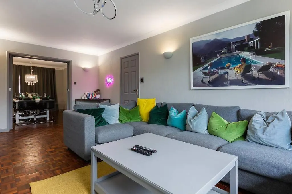 City Home With Parking And Garden- Pet Friendly Chester