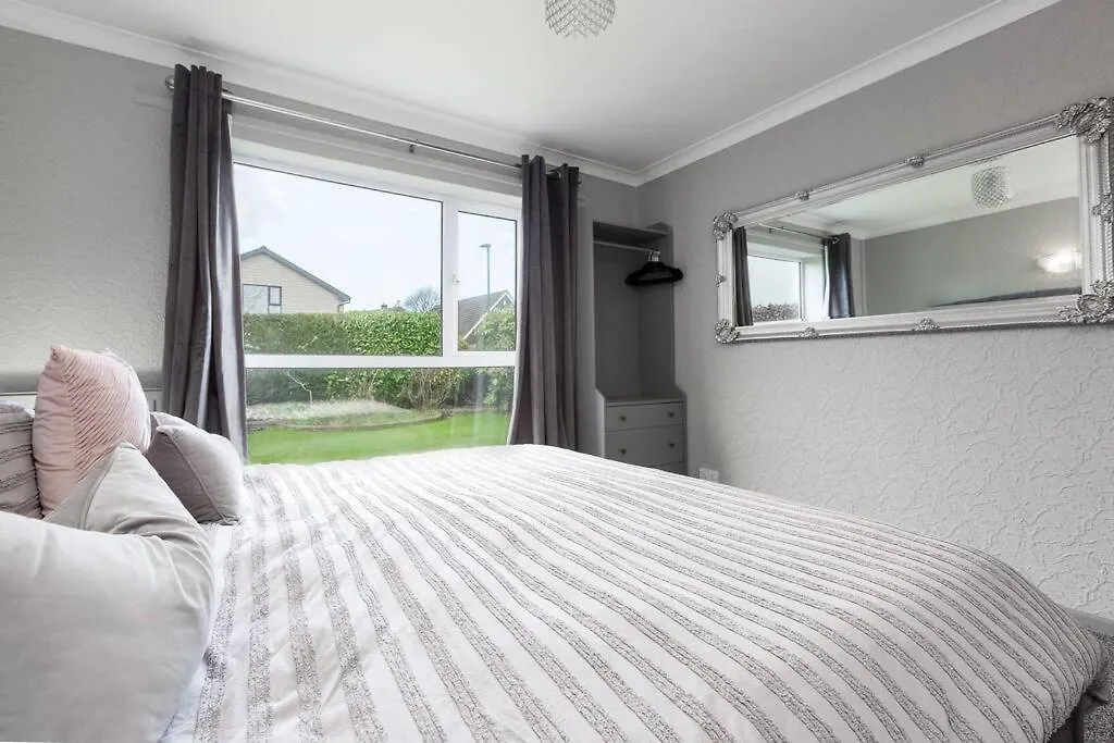 City Home With Parking And Garden- Pet Friendly Chester